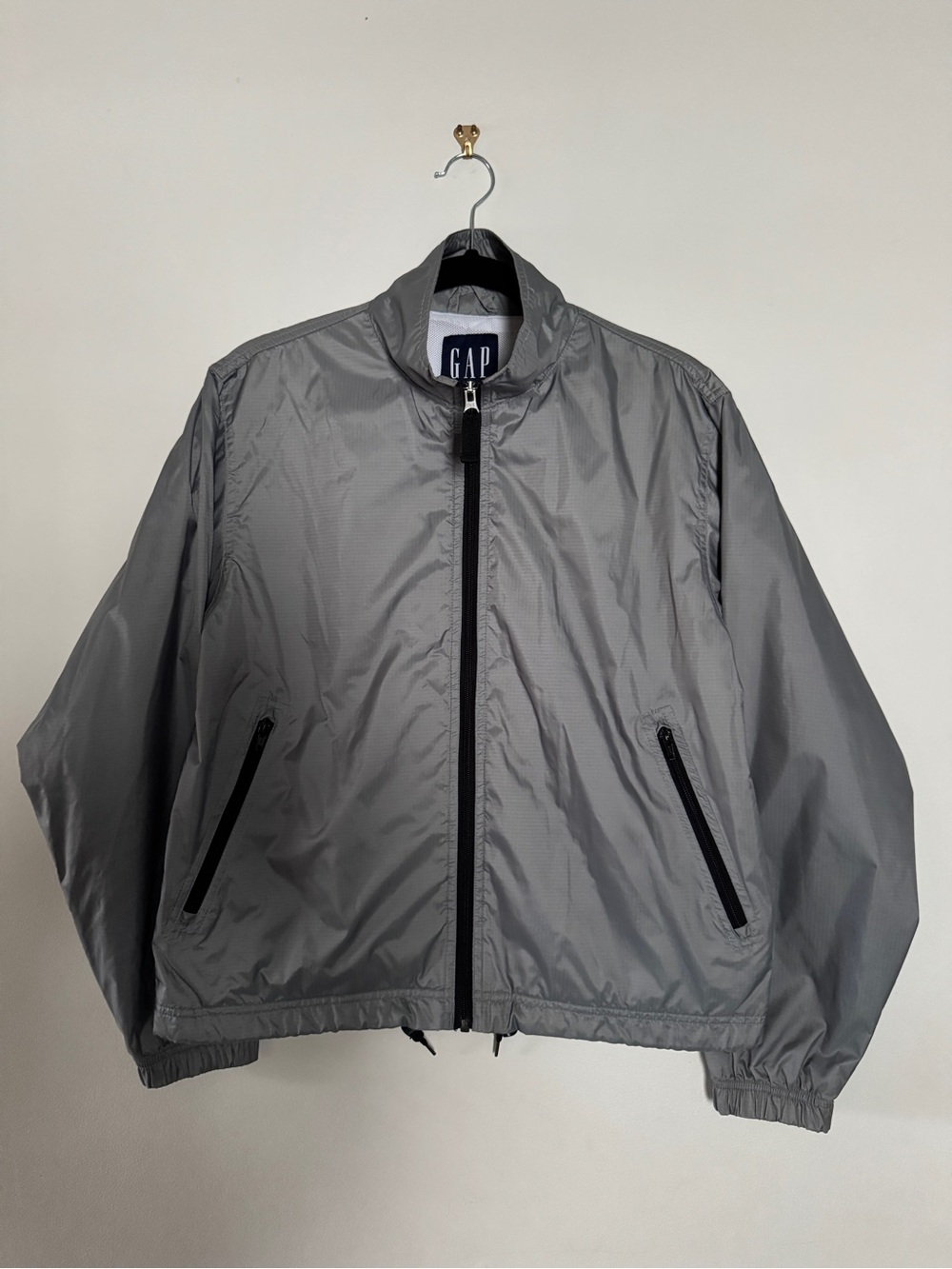 GAP Lightweight Windbreaker Jacket, unisex